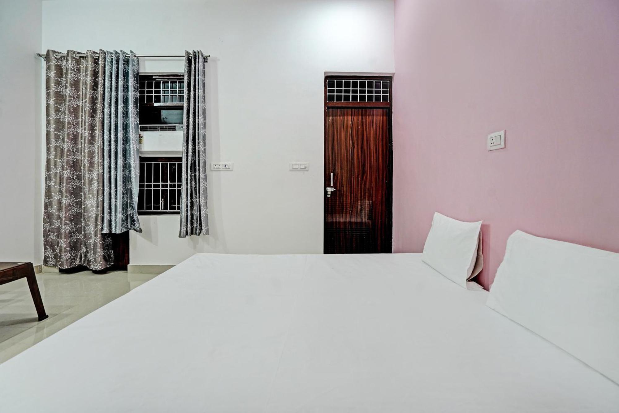 Hotel O Parth Logistics Dhāruhera Kültér fotó