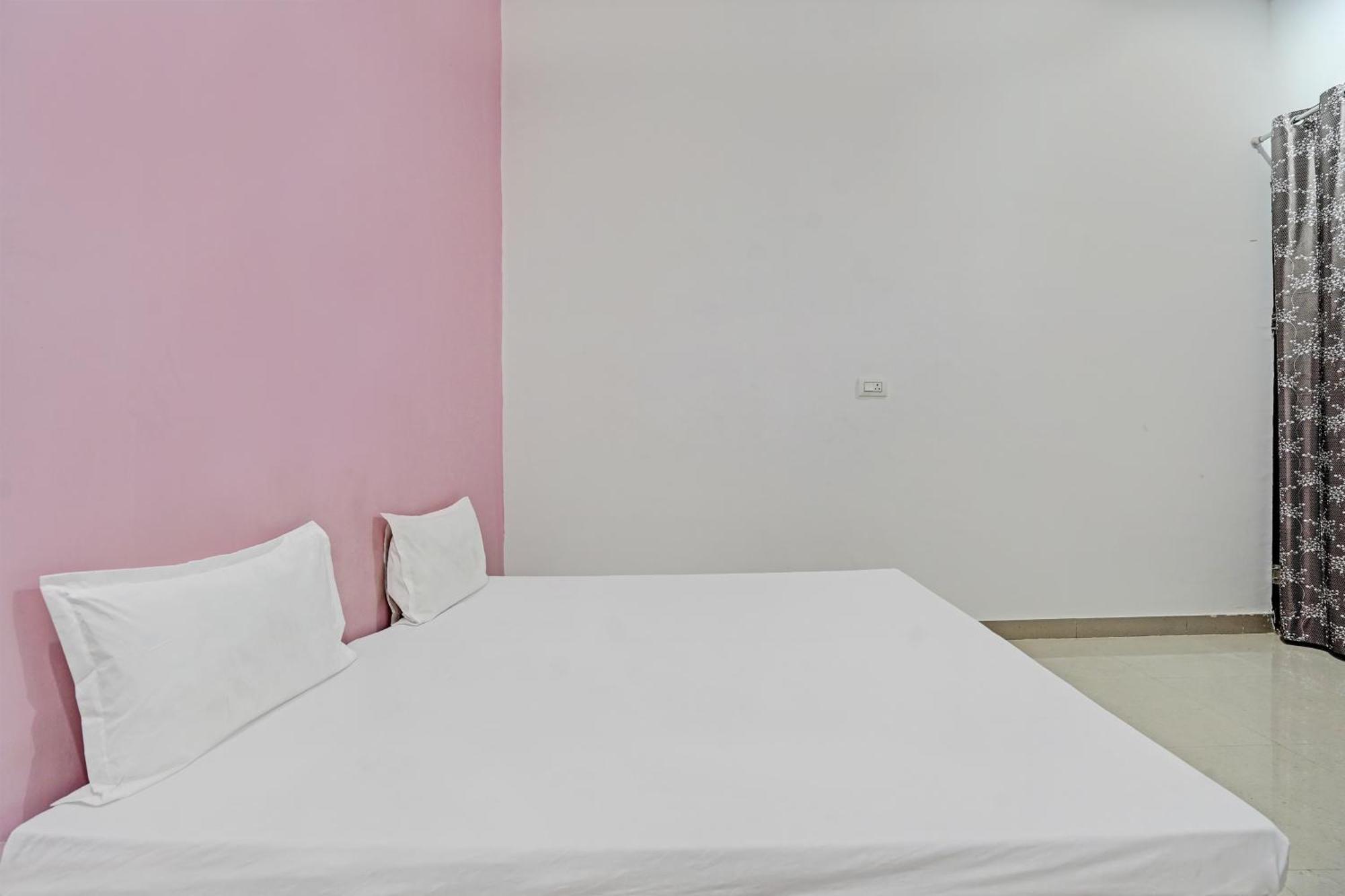 Hotel O Parth Logistics Dhāruhera Kültér fotó