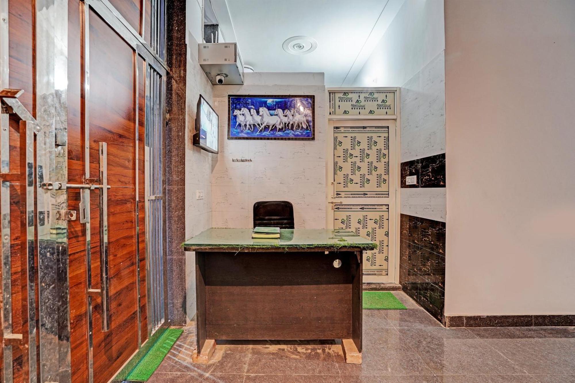 Hotel O Parth Logistics Dhāruhera Kültér fotó